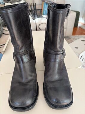 Vince Camuto Black Leather Mid-Calf Zip Boots Size 7